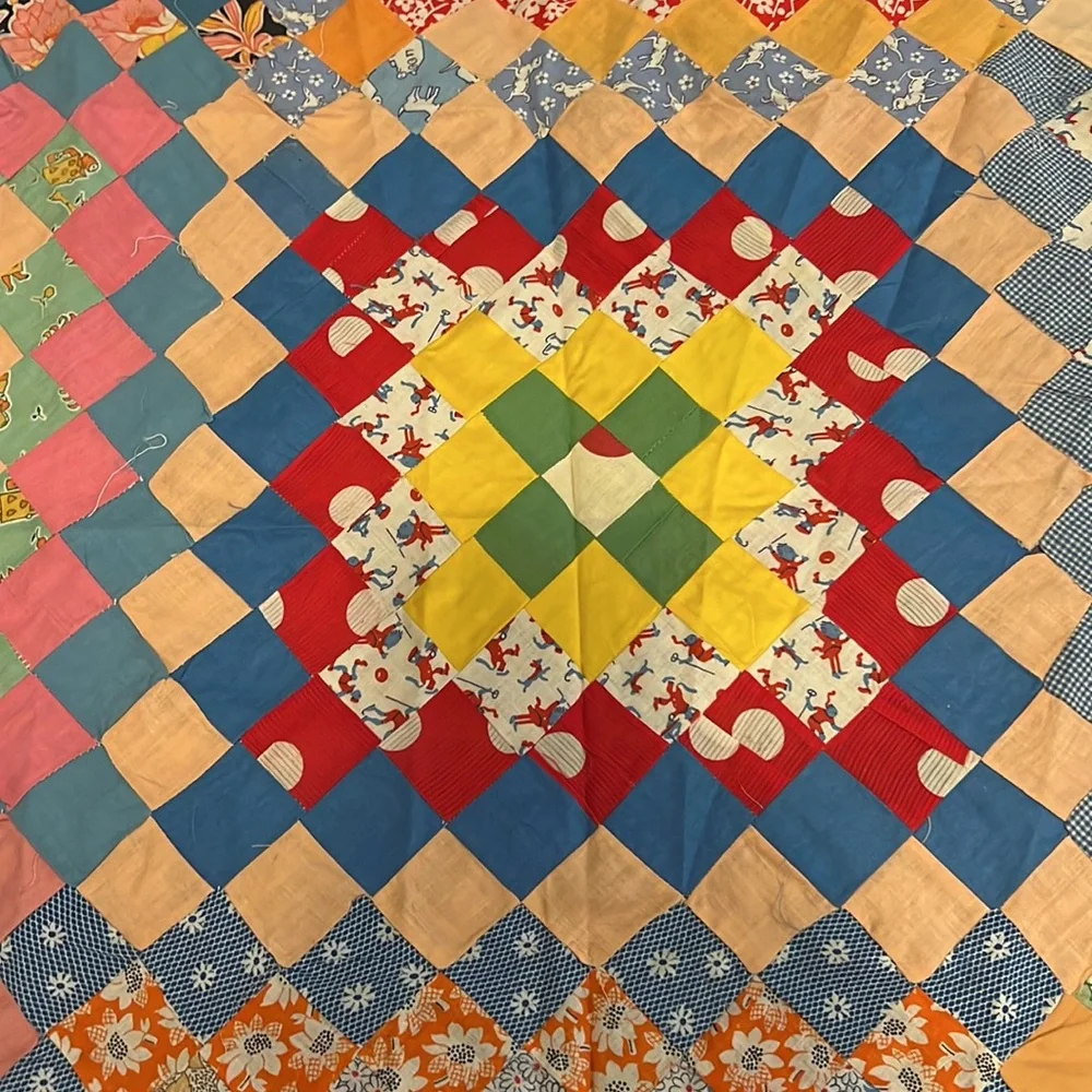 Gorgeous small square quilt topper vintage hand sewn 38” x 52”